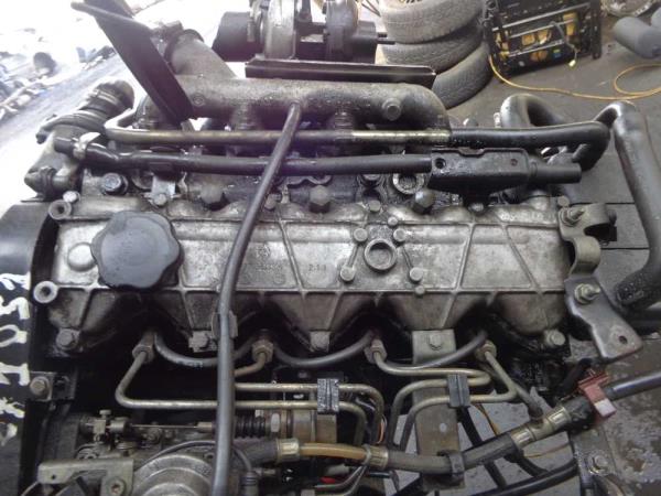 MOTEUR RENAULT 2.1TD CODE J8S0604 - Vue 1